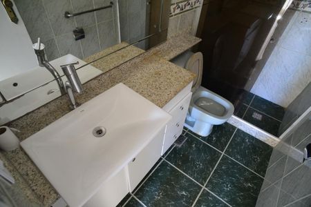 Apartamento para alugar com 170m², 2 quartos e 1 vaga Apartamento para alugar com 170m², 2 quartos e 1 vagaBanheiro Suíte