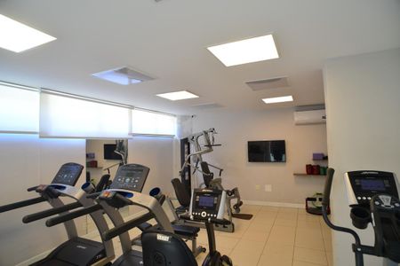 Apartamento para alugar com 170m², 2 quartos e 1 vaga Apartamento para alugar com 170m², 2 quartos e 1 vagaÁrea Comum - Academia