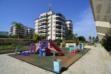 Apartamento para alugar com 170m², 2 quartos e 1 vaga Apartamento para alugar com 170m², 2 quartos e 1 vagaÁrea Comum - Playground