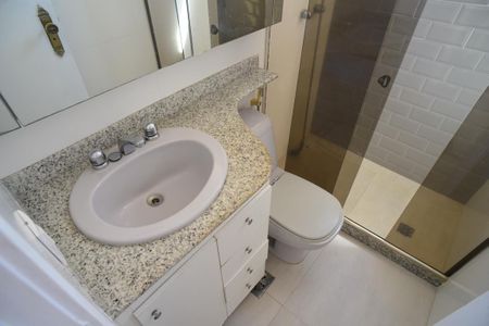 Apartamento para alugar com 170m², 2 quartos e 1 vaga Apartamento para alugar com 170m², 2 quartos e 1 vagaBanheiro Social
