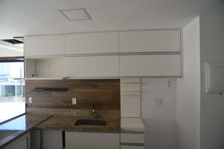 Apartamento para alugar com 170m², 2 quartos e 1 vaga Apartamento para alugar com 170m², 2 quartos e 1 vagaCozinha