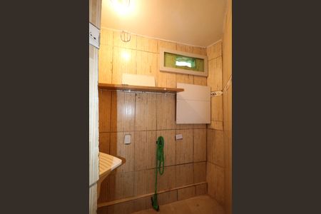 Banheiro e Area de Serviço de casa para alugar com 1 quarto, 72m² em Vila Nogueira, Diadema