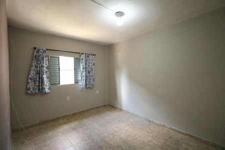 Quarto de casa para alugar com 1 quarto, 72m² em Vila Nogueira, Diadema
