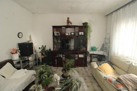 Sala de casa para alugar com 1 quarto, 168m² em Vila São José, São Paulo