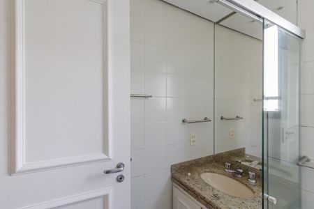 Apartamento para alugar com 126m², 3 quartos e 3 vagas Apartamento para alugar com 126m², 3 quartos e 3 vagasBanheiro