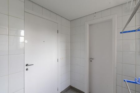 Apartamento para alugar com 126m², 3 quartos e 3 vagas Apartamento para alugar com 126m², 3 quartos e 3 vagasÁrea de Serviço