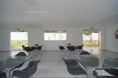 Apartamento para alugar com 53m², 2 quartos e 1 vagaÁrea comum - Salão de festas