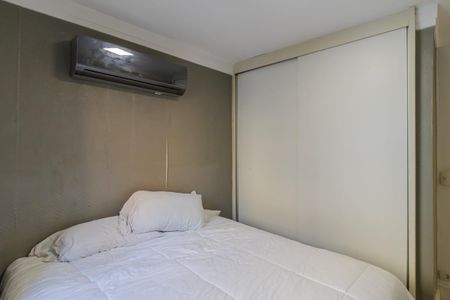 Apartamento à venda com 76m², 3 quartos e 1 vagaQuarto 2