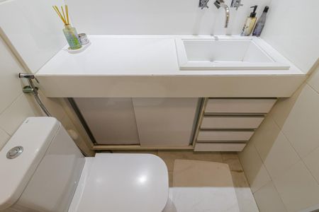 Apartamento à venda com 76m², 3 quartos e 1 vagaBanheiro