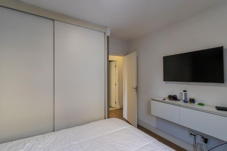 Apartamento à venda com 76m², 3 quartos e 1 vagaQuarto 2
