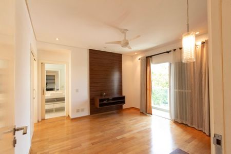 Casa de condomínio para alugar com 441m², 4 quartos e 4 vagasSuíte