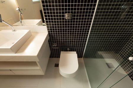 Casa de condomínio para alugar com 441m², 4 quartos e 4 vagasSuíte 2 - Banheiro