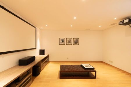 Casa de condomínio para alugar com 441m², 4 quartos e 4 vagasSala 2