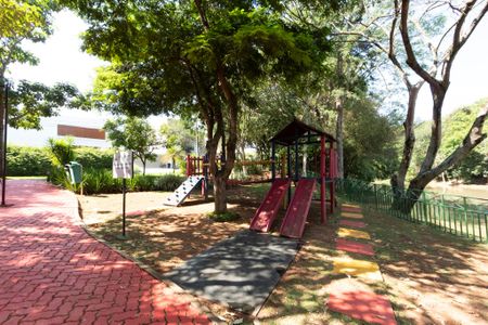 Casa de condomínio para alugar com 441m², 4 quartos e 4 vagasÁrea comum