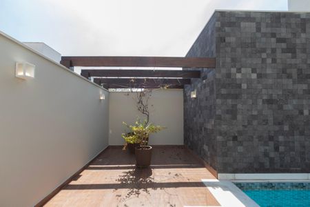 Casa de condomínio para alugar com 441m², 4 quartos e 4 vagasQuintal