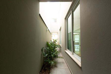 Casa de condomínio para alugar com 441m², 4 quartos e 4 vagasQuintal