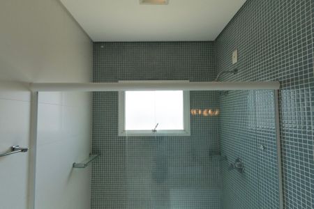 Casa de condomínio para alugar com 441m², 4 quartos e 4 vagasSuíte 4 - Banheiro