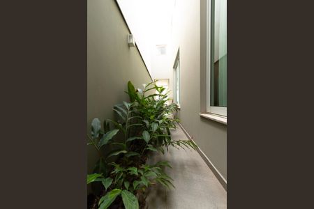 Casa de condomínio para alugar com 441m², 4 quartos e 4 vagasQuintal