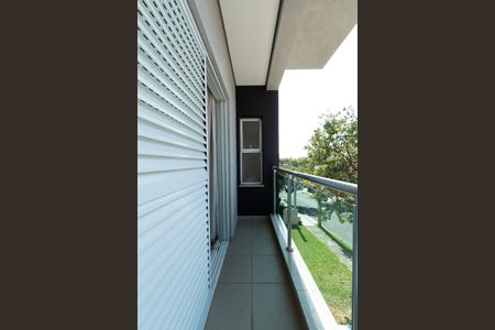 Casa de condomínio para alugar com 441m², 4 quartos e 4 vagasSuíte