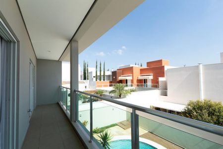 Casa de condomínio para alugar com 441m², 4 quartos e 4 vagasSuíte 3