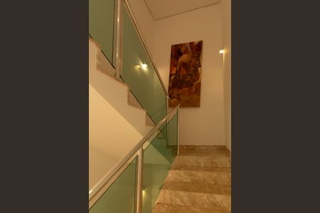 Casa de condomínio para alugar com 441m², 4 quartos e 4 vagasSala 2