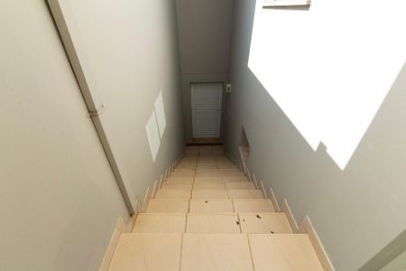 Casa de condomínio para alugar com 441m², 4 quartos e 4 vagasQuintal