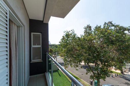 Casa de condomínio para alugar com 441m², 4 quartos e 4 vagasSuíte