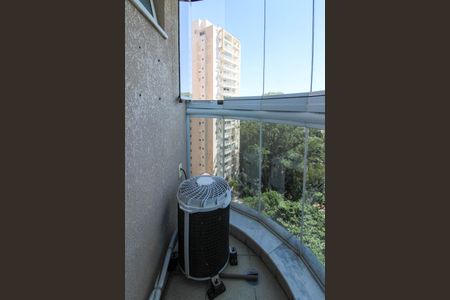 Apartamento à venda com 244m², 5 quartos e 4 vagasVaranda Suíte 1