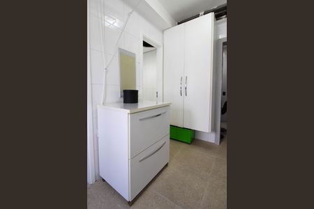 Apartamento à venda com 244m², 5 quartos e 4 vagasÁrea de Serviço