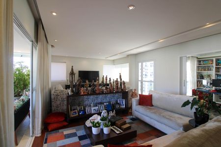 Apartamento à venda com 244m², 5 quartos e 4 vagasSala