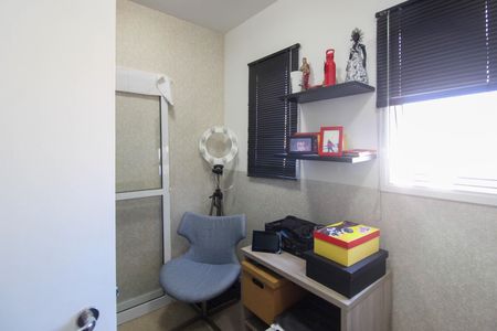 Apartamento à venda com 244m², 5 quartos e 4 vagasQuarto de Serviço