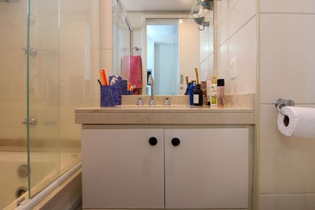 Apartamento à venda com 244m², 5 quartos e 4 vagasBanheiro Suíte 3