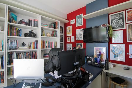 Apartamento à venda com 244m², 5 quartos e 4 vagasEscritório