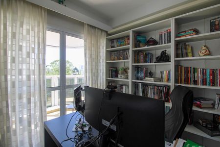 Apartamento à venda com 244m², 5 quartos e 4 vagasEscritório