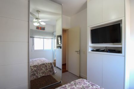 Apartamento à venda com 244m², 5 quartos e 4 vagasSuíte 3