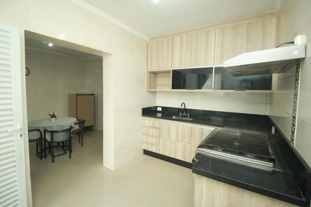 Casa à venda com 193m², 4 quartos e 3 vagasCozinha