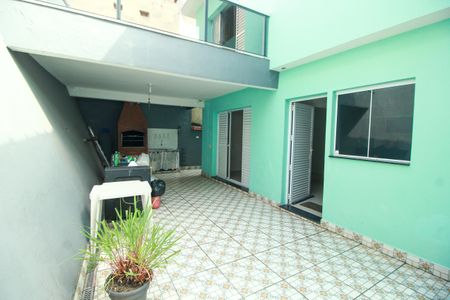 Casa à venda com 193m², 4 quartos e 3 vagasQuintal