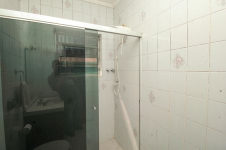Casa à venda com 193m², 4 quartos e 3 vagasBanheiro 1