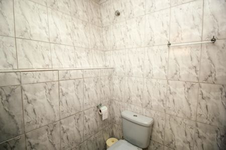 Casa à venda com 193m², 4 quartos e 3 vagasBanheiro - Casa 2