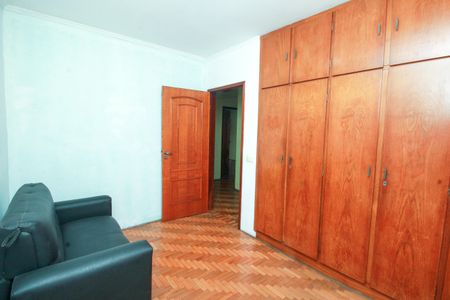 Casa à venda com 193m², 4 quartos e 3 vagasQuarto 4
