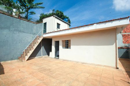 Casa à venda com 193m², 4 quartos e 3 vagasQuintal - Casa 2