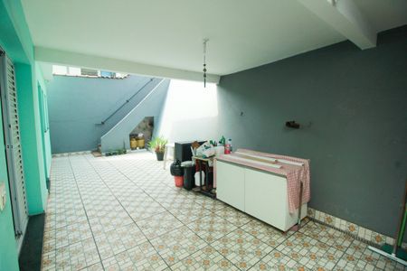 Casa à venda com 193m², 4 quartos e 3 vagasQuintal