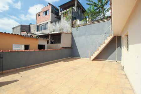Casa à venda com 193m², 4 quartos e 3 vagasQuintal - Casa 2