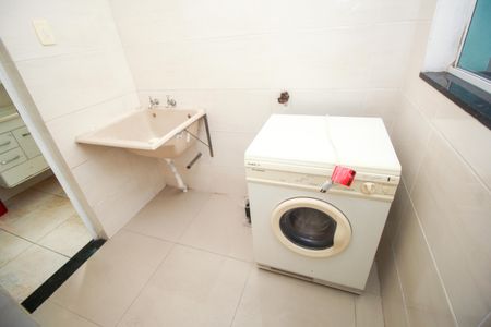 Casa à venda com 193m², 4 quartos e 3 vagasÁrea de Serviço