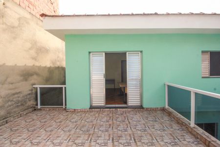Casa à venda com 193m², 4 quartos e 3 vagasVaranda do Quarto 2