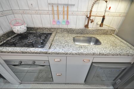Apartamento à venda com 60m², 2 quartos e 1 vagaCozinha