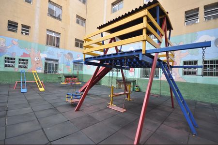 Apartamento à venda com 60m², 2 quartos e 1 vagaÁrea comum - Playground