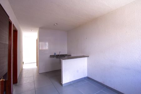 Sala de apartamento para alugar com 2 quartos, 60m² em Monjolos, São Gonçalo