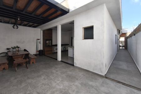Casa à venda com 231m², 2 quartos e 2 vagasÁrea gourmet