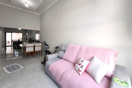 Casa à venda com 231m², 2 quartos e 2 vagasSala